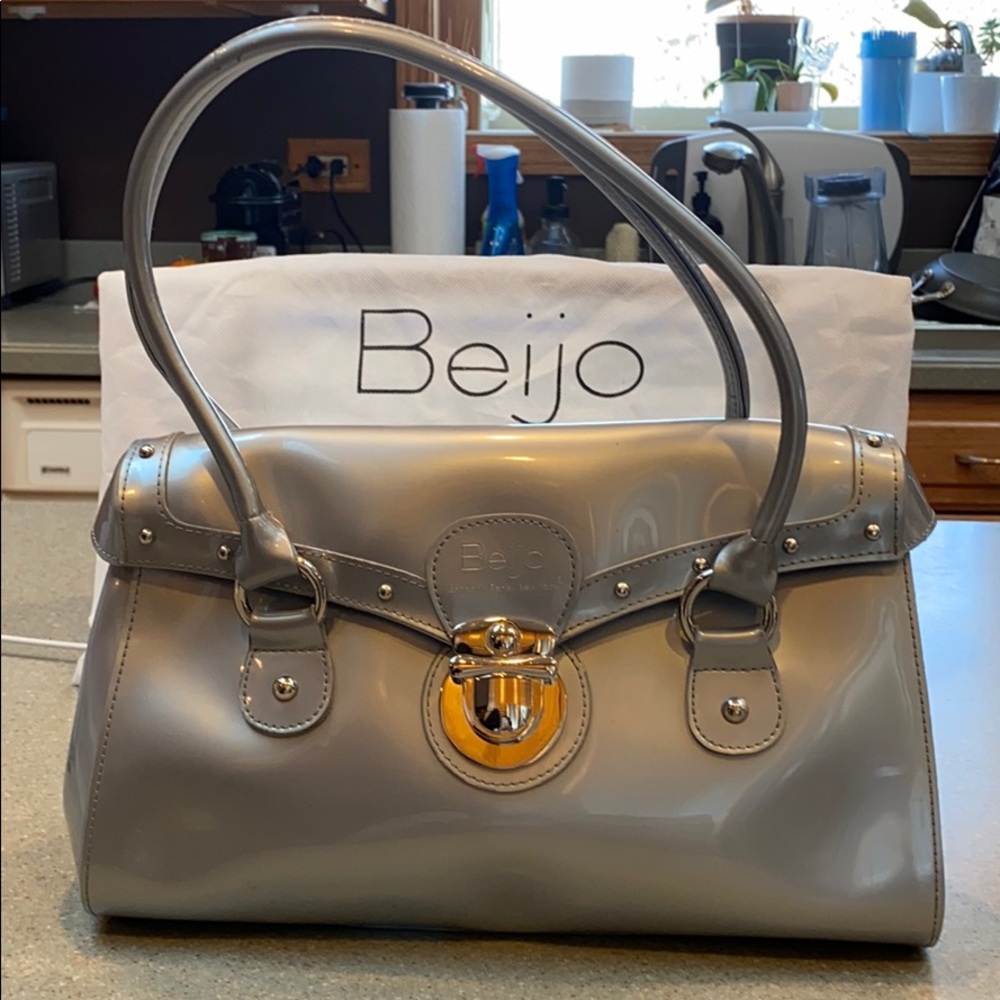 Beijo Handbag Grey Silver Patent EUC